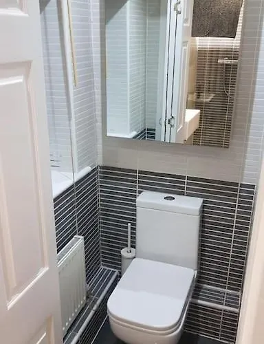 Holiday home Charming Close To Lgi *