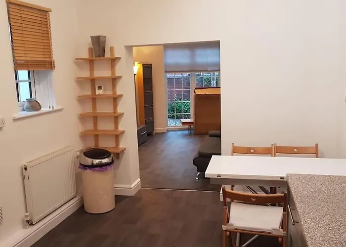 Charming Close To Lgi Hébergement de vacances Leeds (West Yorkshire)